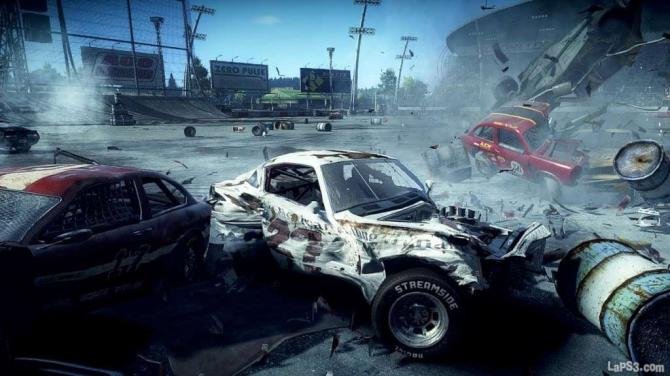 FlatOut 4: Total Insanity 
