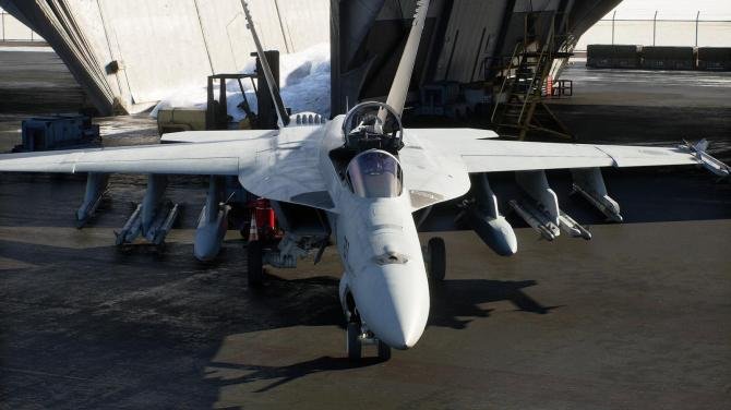 ACE COMBAT 8: WINGS OF THEVE PRE-ORDER 